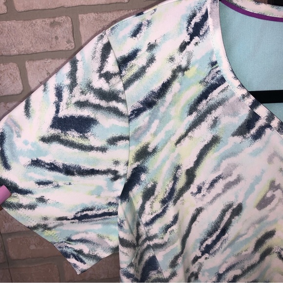 Healing Hands two button Jewel Neck blue and green patterned Scrub top - Picture 3 of 8